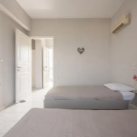 Апартаменты Ammoudino Del Mare